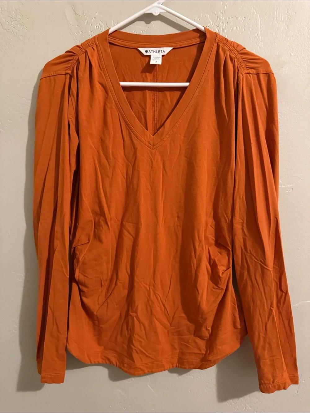 Athleta Long Sleeve V-Neck Top in Terra Cotta - Picture 1 of 8